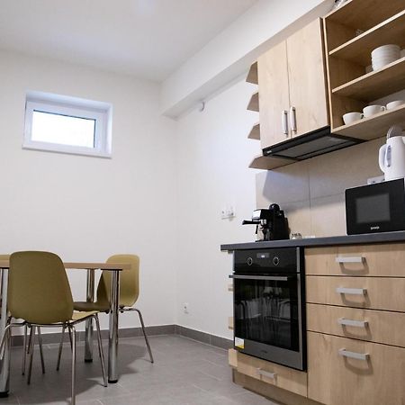 Rozmaring Apartmanhaz Морахалом Экстерьер фото