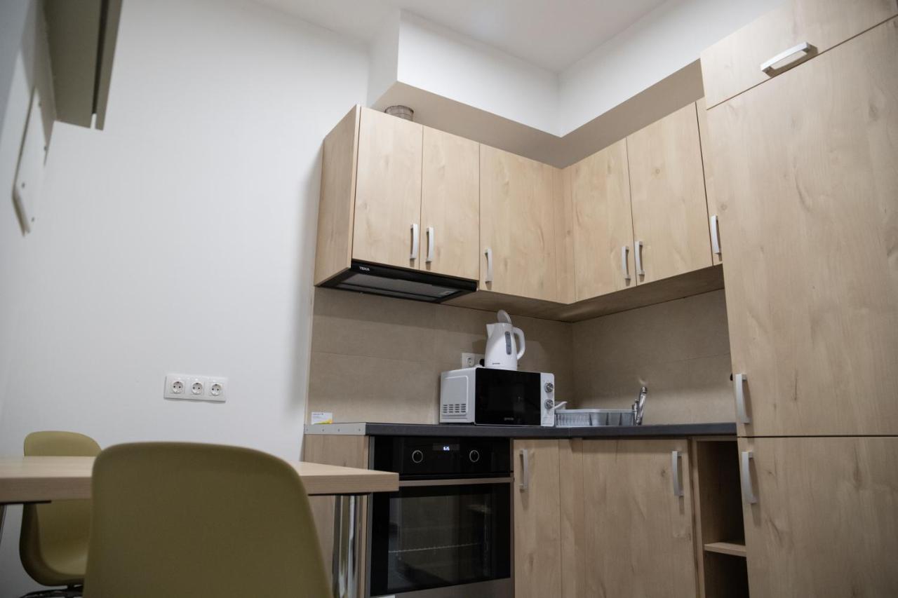 Rozmaring Apartmanhaz Морахалом Экстерьер фото